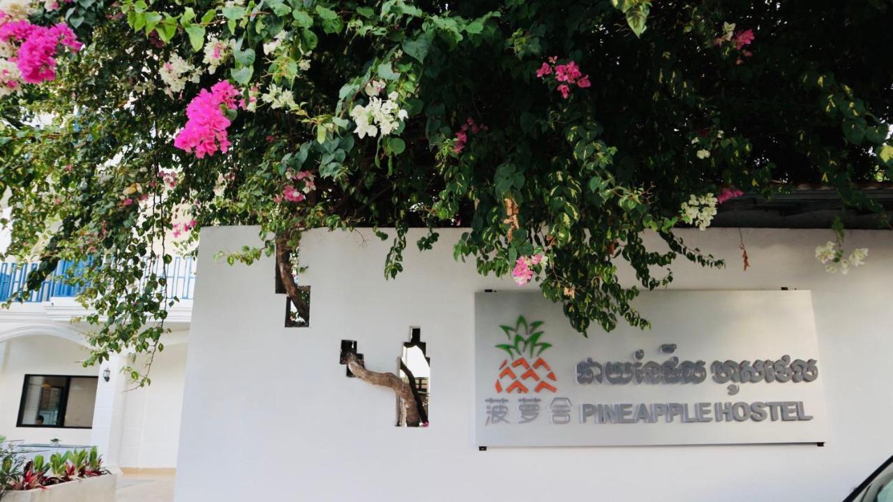 Pineapple Hostel Ciudad de Siem Riep Exterior foto
